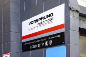 Vorsprung Automobil: Expert European Care